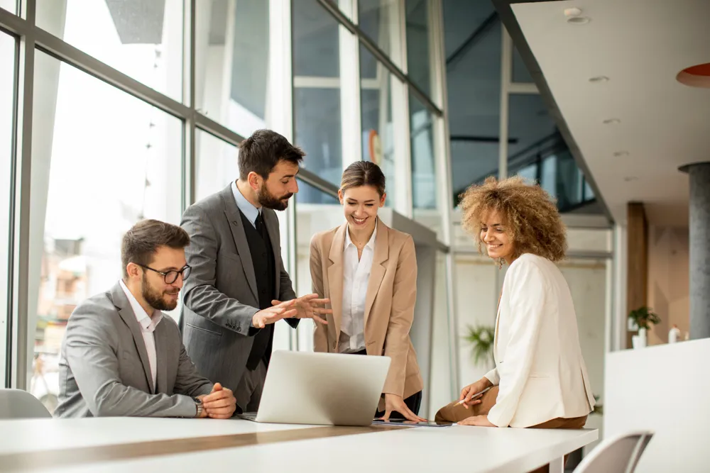 hur många dagar jobbar man på ett år