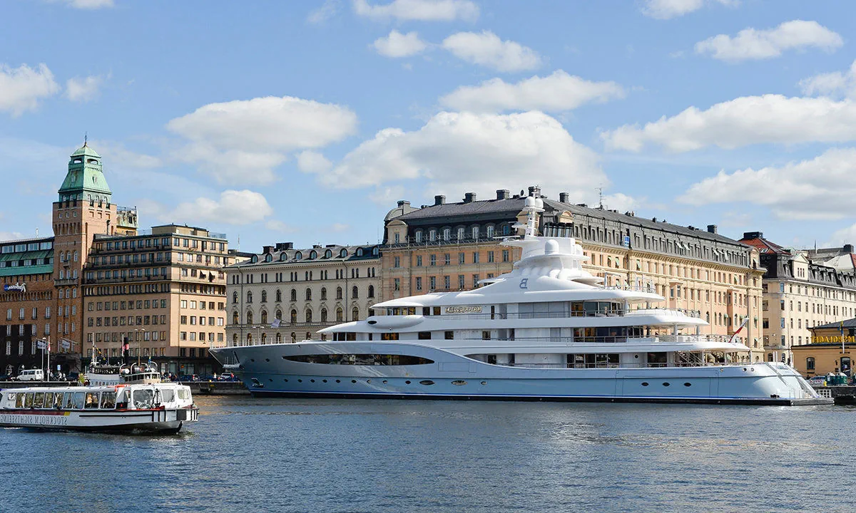 hur många miljonärer finns det i sverige